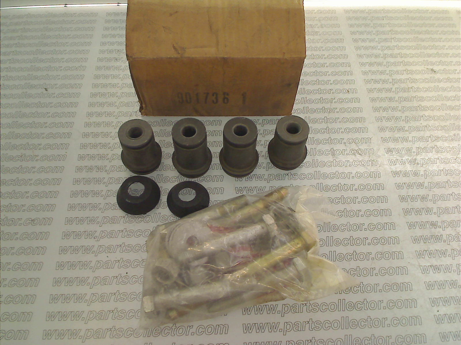 SWIVEL PINS AND BUSHING SET